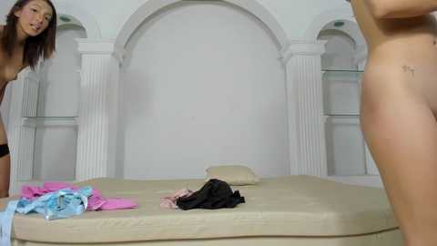 loving_ladies @ chaturbate on 20240210