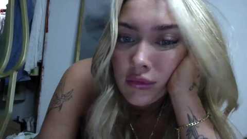 tattedblondiezoe
