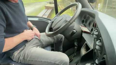 ninosolo_35 @ chaturbate on 20240213