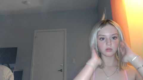 rubylanee @ chaturbate on 20240214