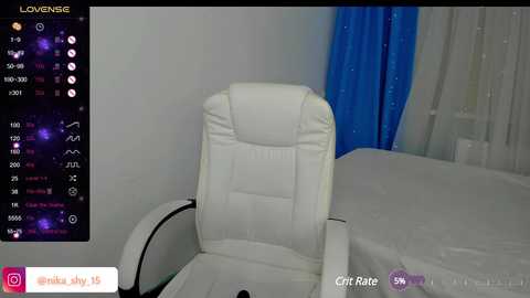emmika_ @ chaturbate on 20240215