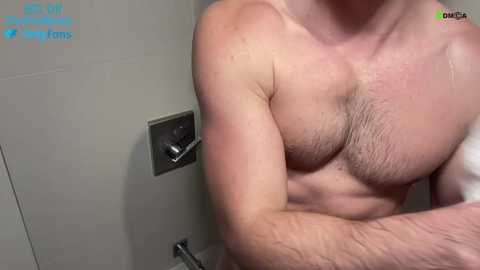hot8pack01 @ chaturbate on 20240215