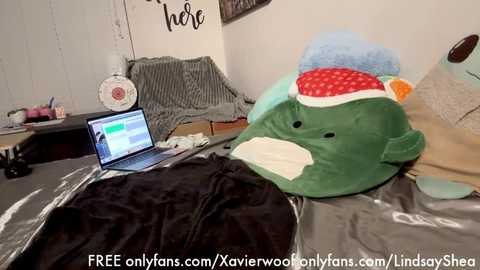 lindsaysheaxo @ chaturbate on 20240216
