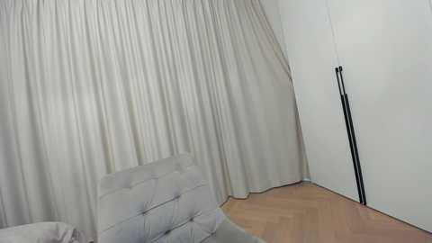 ehotlovea @ chaturbate on 20240217