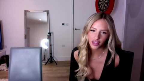 kaciandleon @ chaturbate on 20240217