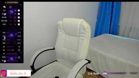 emmika_ @ chaturbate on 20240219