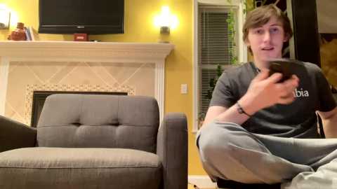 holdthesausagehostage @ chaturbate on 20240219