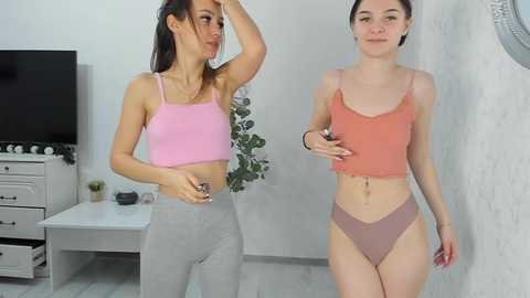dirtygirls99 @ chaturbate on 20240221