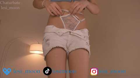 lesi_moon @ chaturbate on 20240223