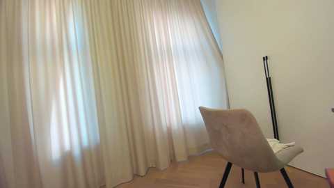 ehotlovea @ chaturbate on 20240304