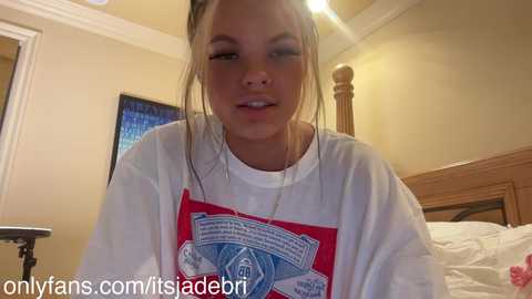 realjadebri @ chaturbate on 20240306