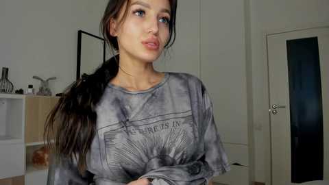 xxx_leila @ chaturbate on 20240306