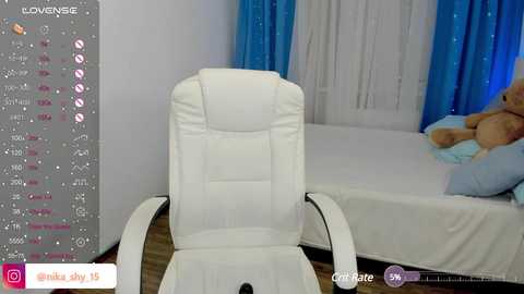 emmika_ @ chaturbate on 20240307