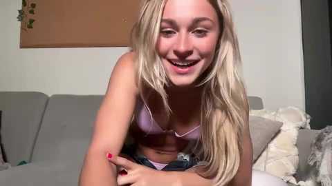 baby_tav @ chaturbate on 20240308