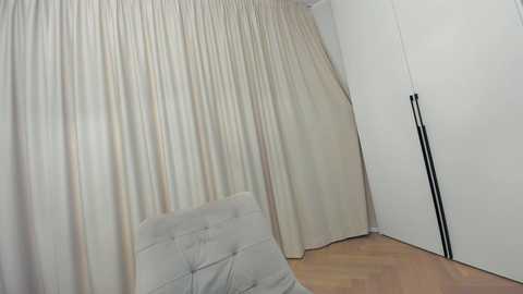 ehotlovea @ chaturbate on 20240310