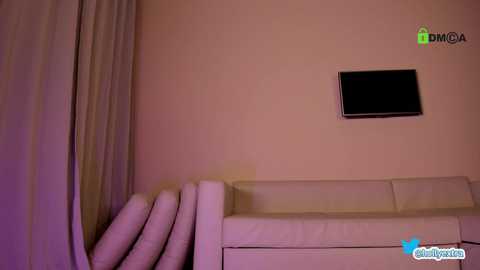 hollyextra @ chaturbate on 20240310