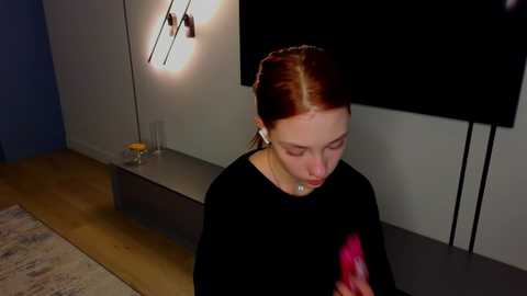 shirleywhitney @ chaturbate on 20240311