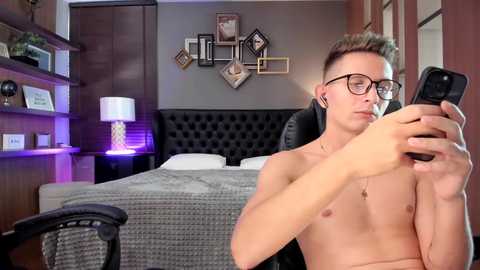 emmykrist @ chaturbate on 20240316