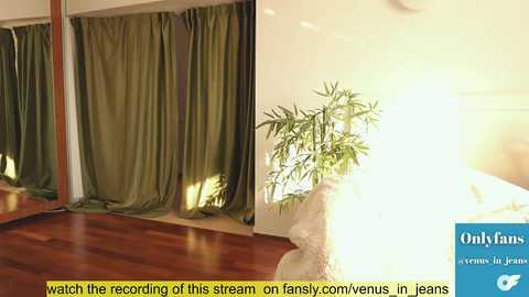 venus_in_jeans @ chaturbate on 20240323