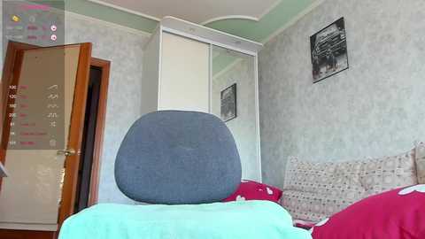 yourgirl_044 @ chaturbate on 20240323