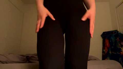 earthling444 @ chaturbate on 20240326