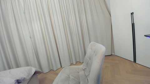 ehotlovea @ chaturbate on 20240326