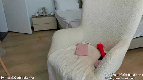 lenna_godess @ chaturbate on 20240326