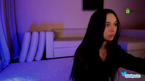hollyextra @ chaturbate on 20240327