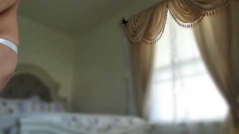 littlegreekflower @ chaturbate on 20240327