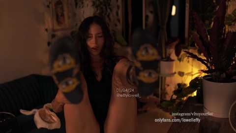 effylowell_ @ chaturbate on 20240402