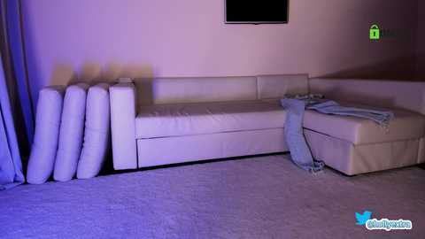 hollyextra @ chaturbate on 20240402