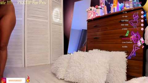 blush_mikki @ chaturbate on 20240405