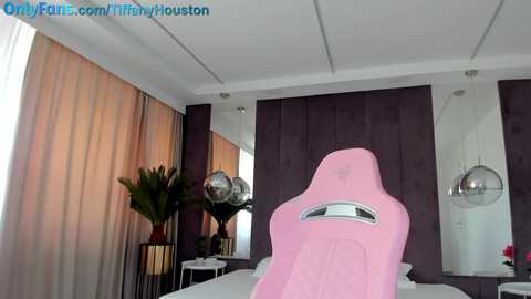 tiffanyhouston_ @ chaturbate on 20240405