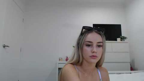 sophs01 @ chaturbate on 20240406