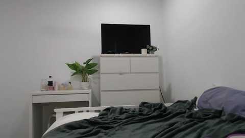 sophs01 @ chaturbate on 20240409