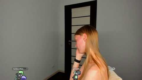 phoebepaw @ chaturbate on 20240919