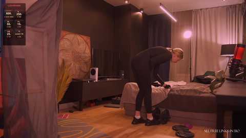 bronnica @ chaturbate on 20240920
