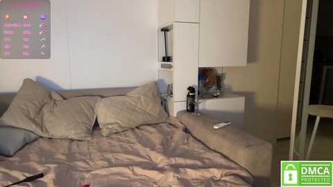 moorekatty @ chaturbate on 20240921