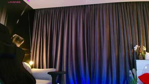 aliessia @ chaturbate on 20240923