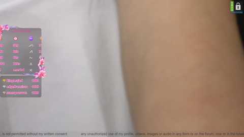 small_blondee @ chaturbate on 20240923