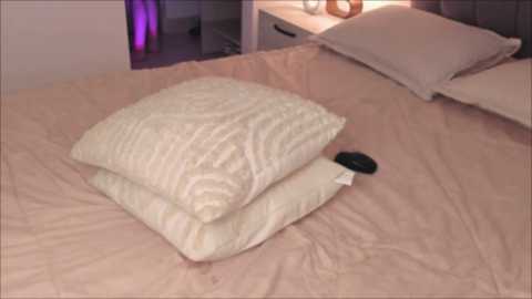 emily_johnson1 @ chaturbate on 20240924