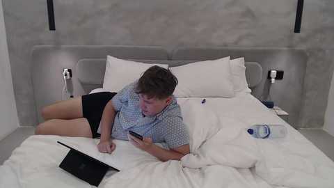 cbrad44 @ chaturbate on 20240926