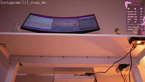 lil_eva @ chaturbate on 20240928