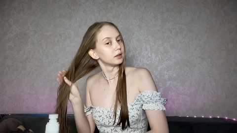 lizzy_cutie @ chaturbate on 20240928