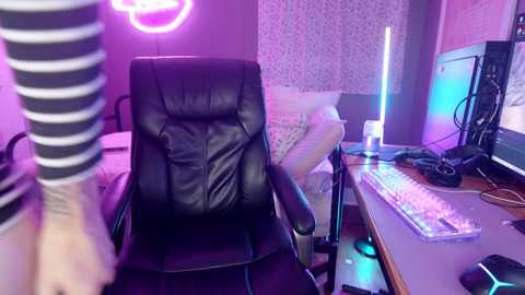 aynmarie @ chaturbate on 20240929