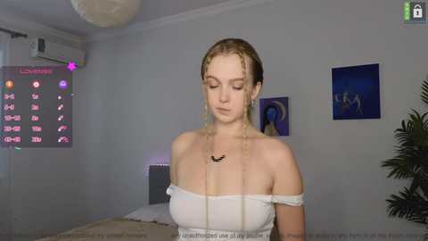 small_blondee @ chaturbate on 20240929
