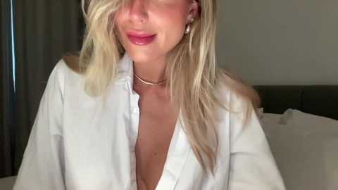 iiivy_ @ chaturbate on 20241002