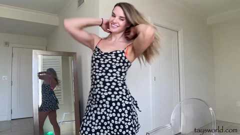 phoenix_taylor @ chaturbate on 20241002