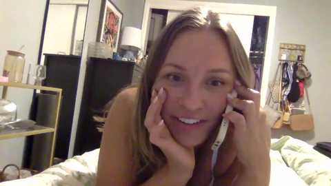 rubmyclit22 @ chaturbate on 20241002