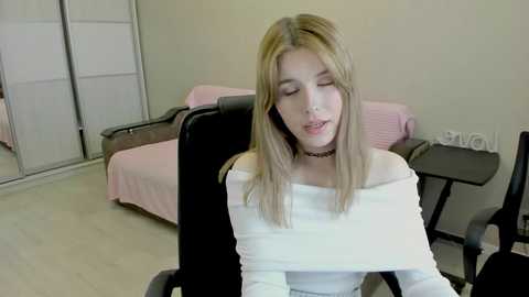 your_sissy_doll @ chaturbate on 20241002